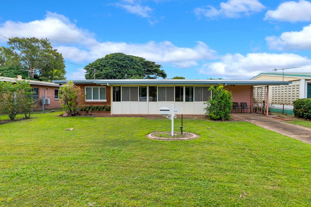 Image of property at 328 Gatton Street, Manunda QLD 4870