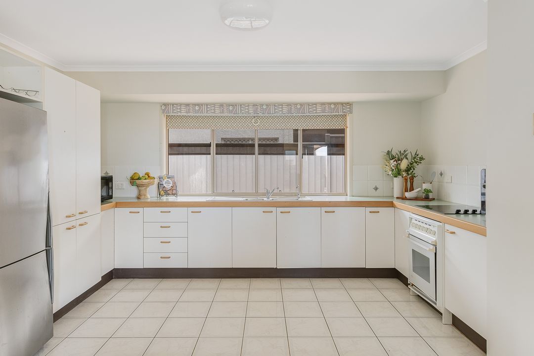 Image of property at 12 Glen Ayr Drive, Banora Point NSW 2486