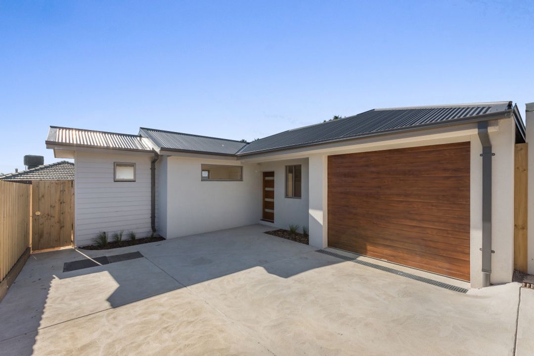 Image of property at 2/41 Spruce Drive, Rowville VIC 3178