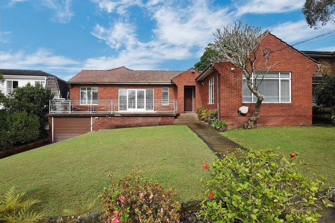 Image of property at 19 Nicholas Avenue, Forestville NSW 2087