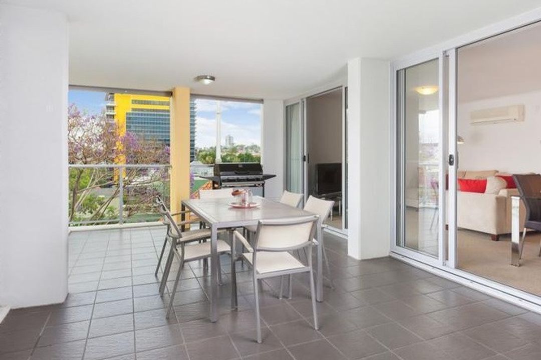 Image of property at 1505/6-10 Manning Street, South Brisbane QLD 4101