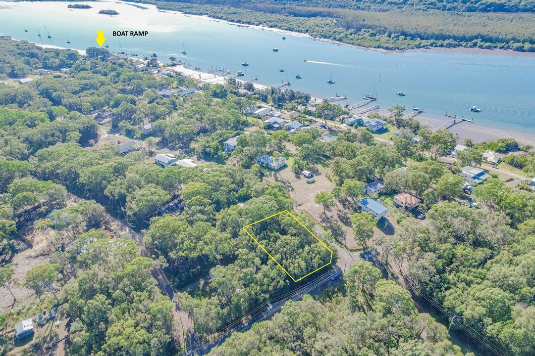 Image of property at 45 Seaward Drive, Russell Island QLD 4184