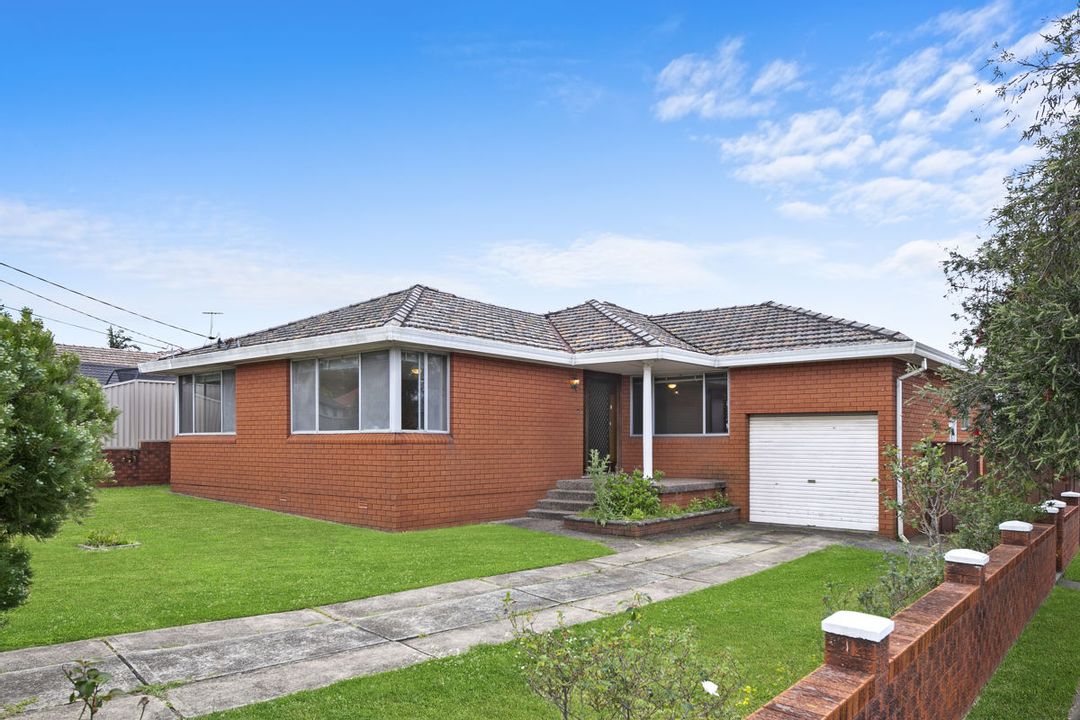 Image of property at 16 Yoogali Street, Merrylands NSW 2160