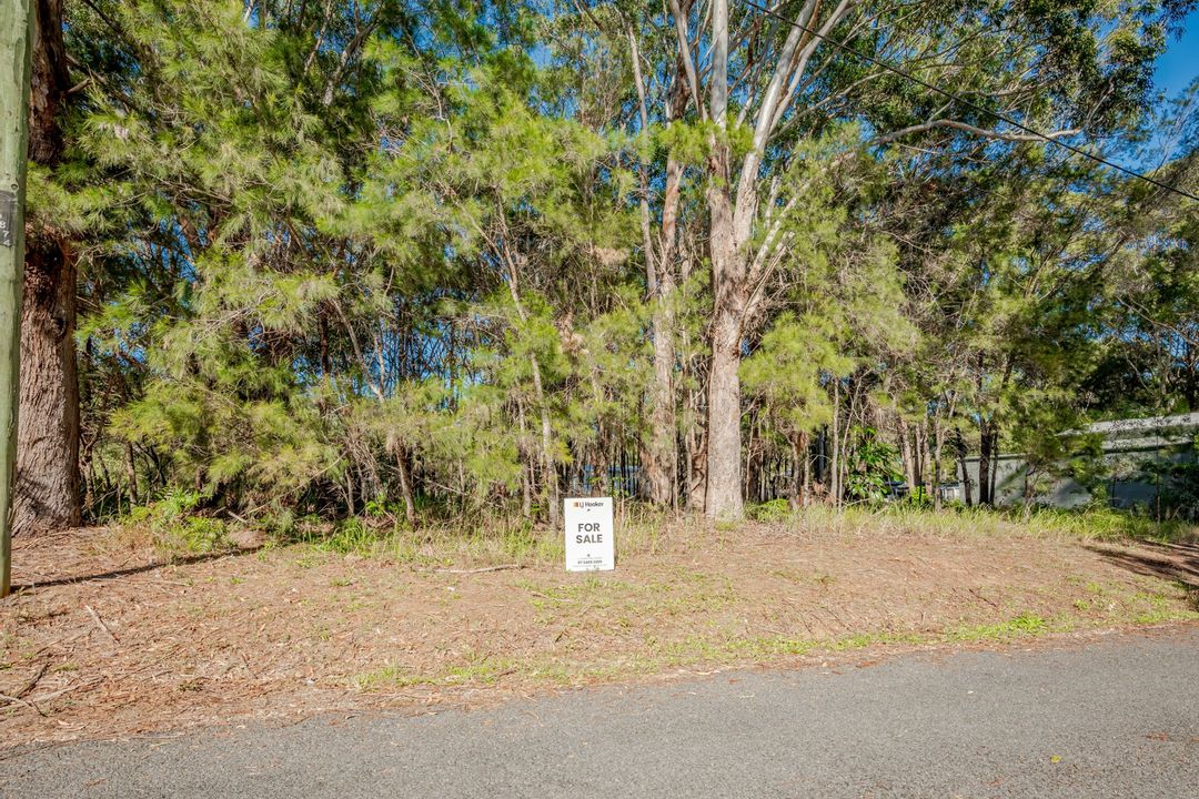 Image of property at 20 Little Cove Road, Russell Island QLD 4184