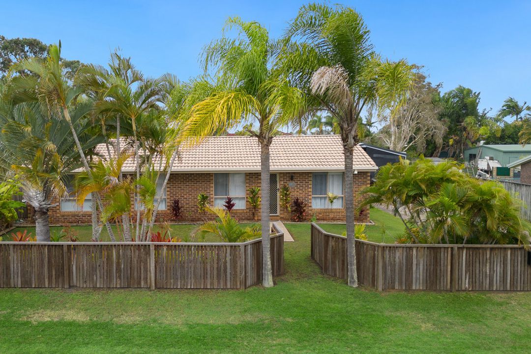 Image of property at 22 Bayrise Drive, Urangan QLD 4655