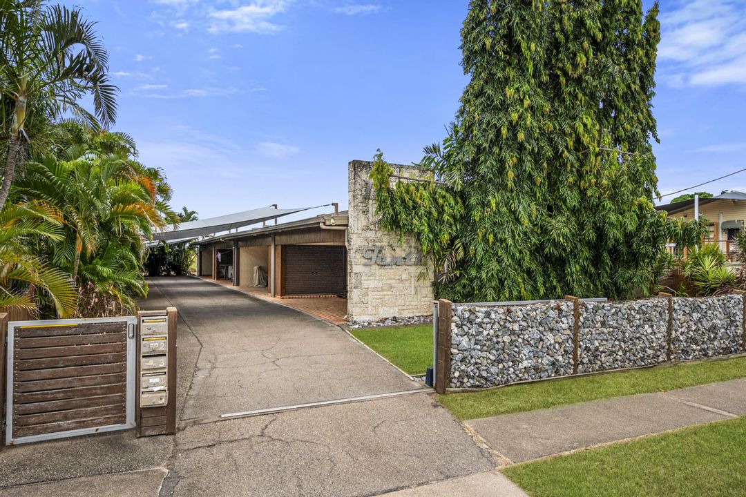 Image of property at 4/11 Tenth Avenue, Railway Estate QLD 4810