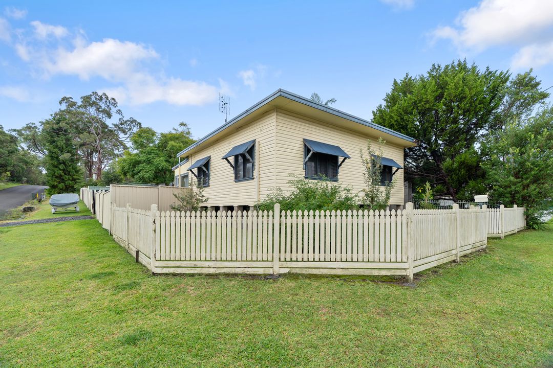 Image of property at 116 Dandaraga Road, Mirrabooka NSW 2264