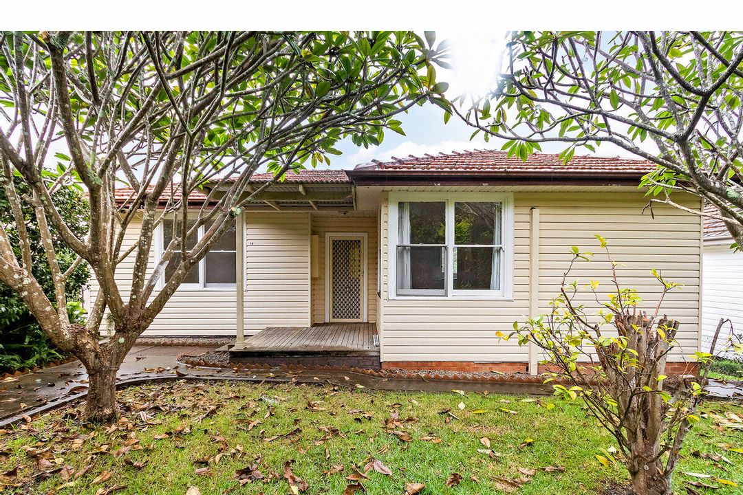 Image of property at 19 Wimbledon Grove, Garden Suburb NSW 2289