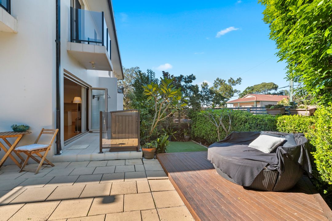 Image of property at 2/21-21a Pine Avenue, Brookvale NSW 2100