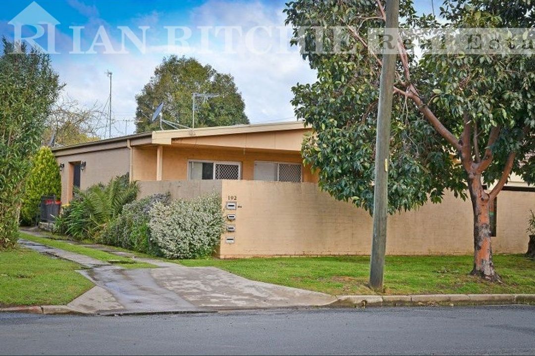 Image of property at 1/192 Plummer Street, South Albury NSW 2640