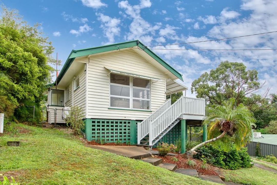 Image of property at 14 Koolewong Street, Stafford Heights QLD 4053