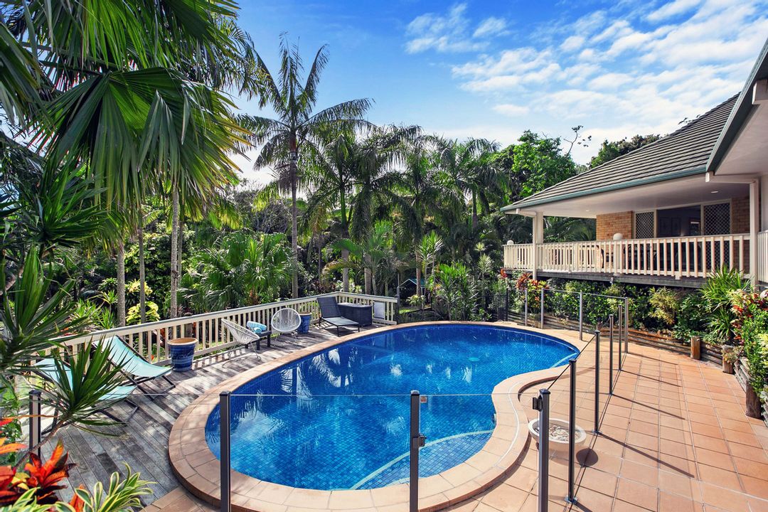 Image of property at 6-8 Pristine Place, Dundowran Beach QLD 4655