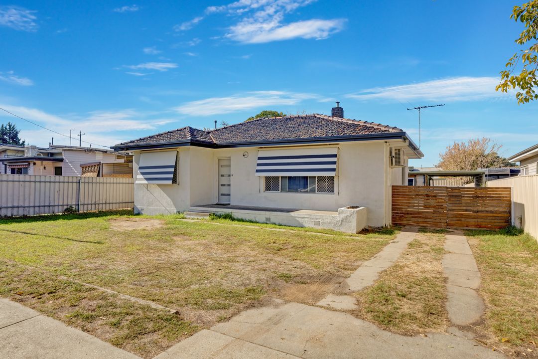 Image of property at 952 Calimo Street, North Albury NSW 2640