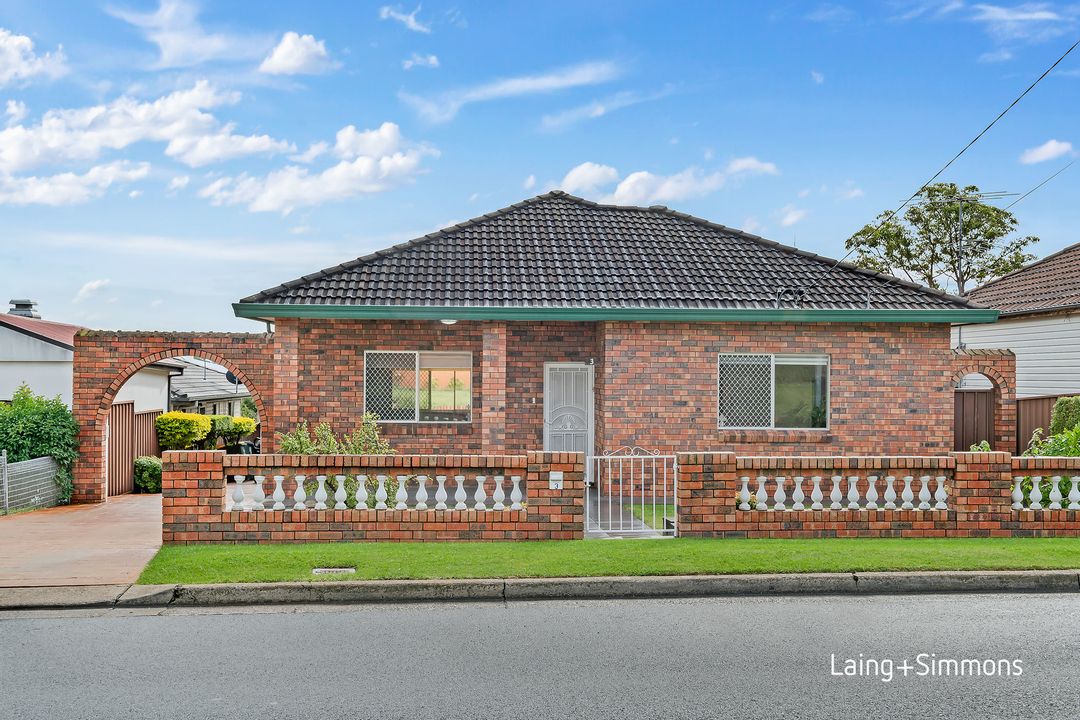 Image of property at 3 Gloucester Avenue, Merrylands NSW 2160