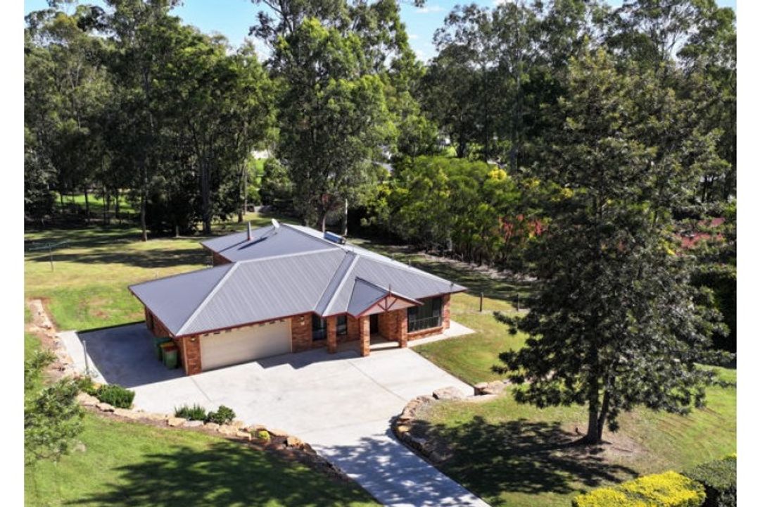 Image of property at 16 Chilton Court, Deebing Heights QLD 4306