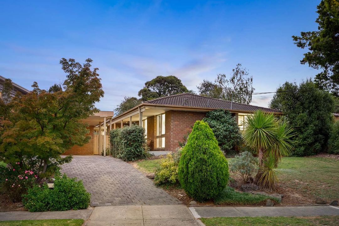 Image of property at 30 Overland Drive, Vermont South VIC 3133