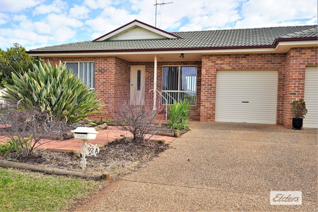Image of property at 92A Clifton Boulevard, Griffith NSW 2680