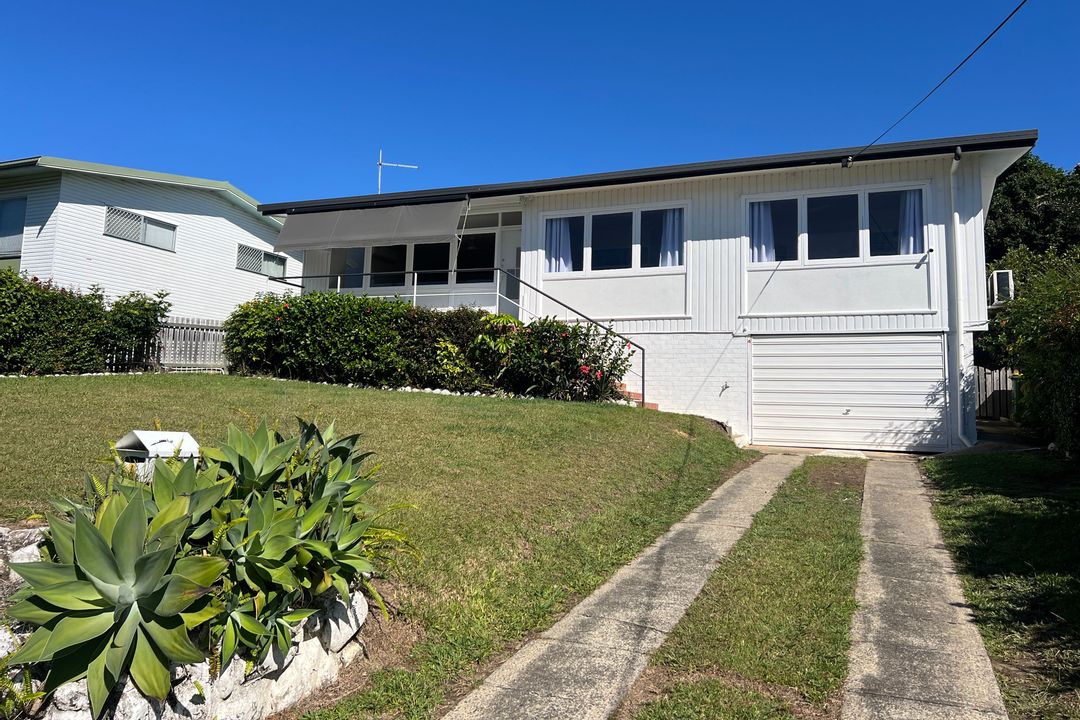 Image of property at 4 Shirley Street, Southport QLD 4215