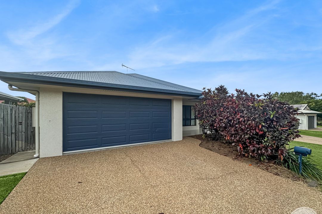 Image of property at 5 Lockyer Place, Mount Louisa QLD 4814