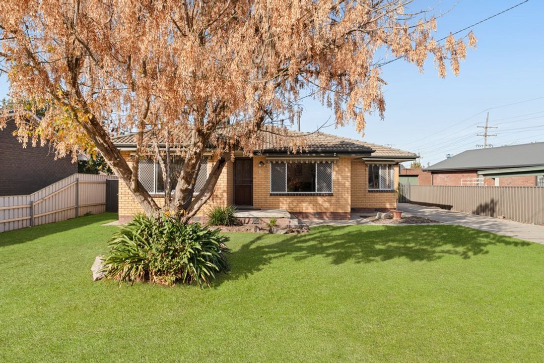 Image of property at 306 Sutherland Street, Lavington NSW 2641