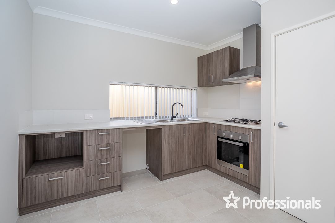 Image of property at 1/43 Braemore Street, Seville Grove WA 6112