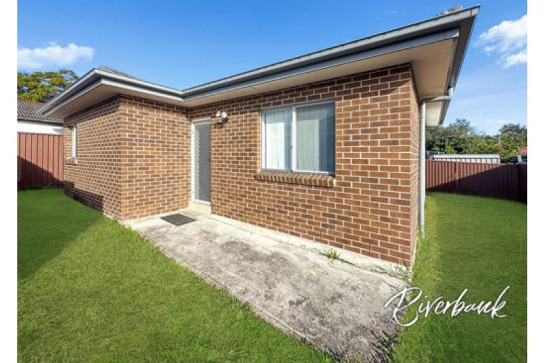 Image of property at 196A Robertson Street, Guildford NSW 2161