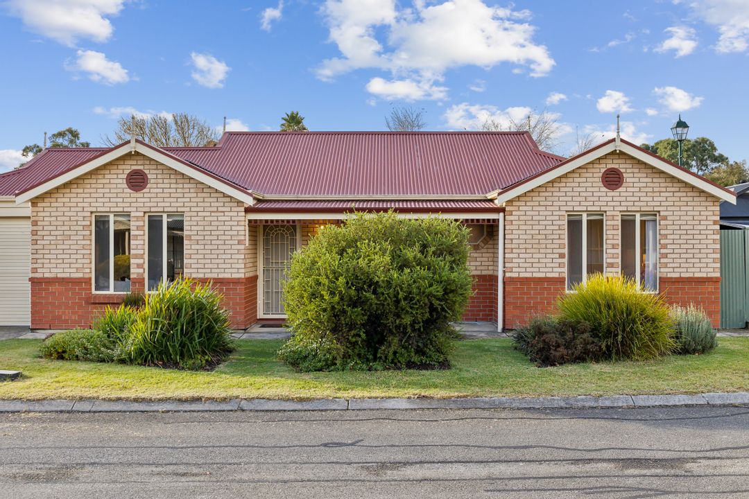 Image of property at 2/3 Victoria Road, Mount Barker SA 5251