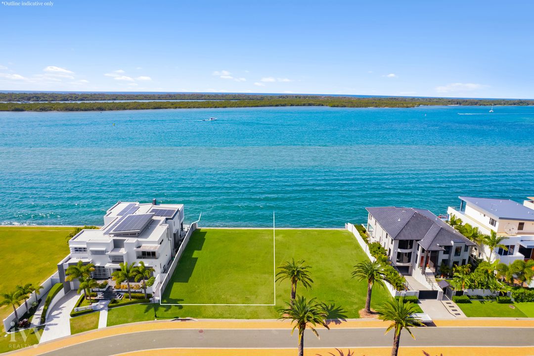Image of property at 11 Parklane Terrace, Sovereign Islands QLD 4216