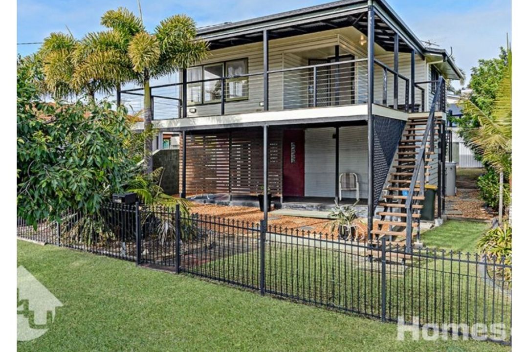 Image of property at 47 Griffith Road, Scarborough QLD 4020