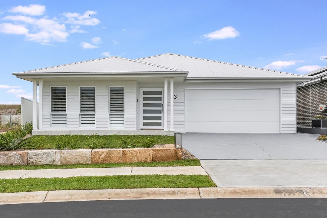 Image of property at 81 Cross Street, Tahmoor NSW 2573