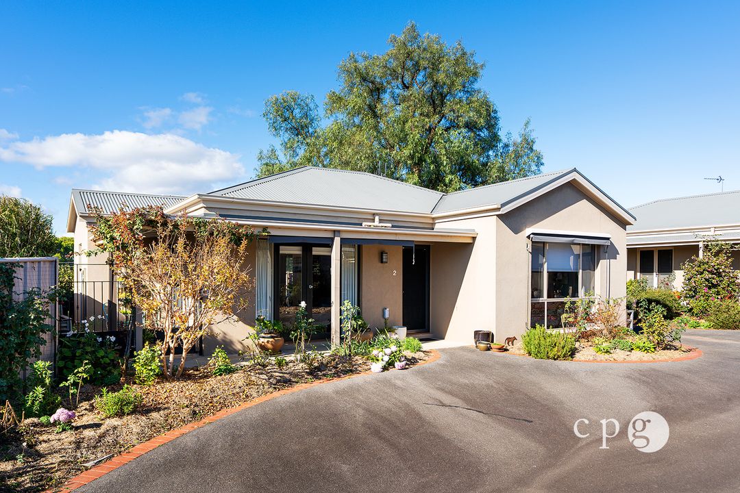 Image of property at 2/30 Saint Street, Castlemaine VIC 3450