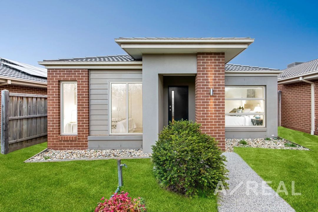 Image of property at 10 Maslin Walk, Point Cook VIC 3030