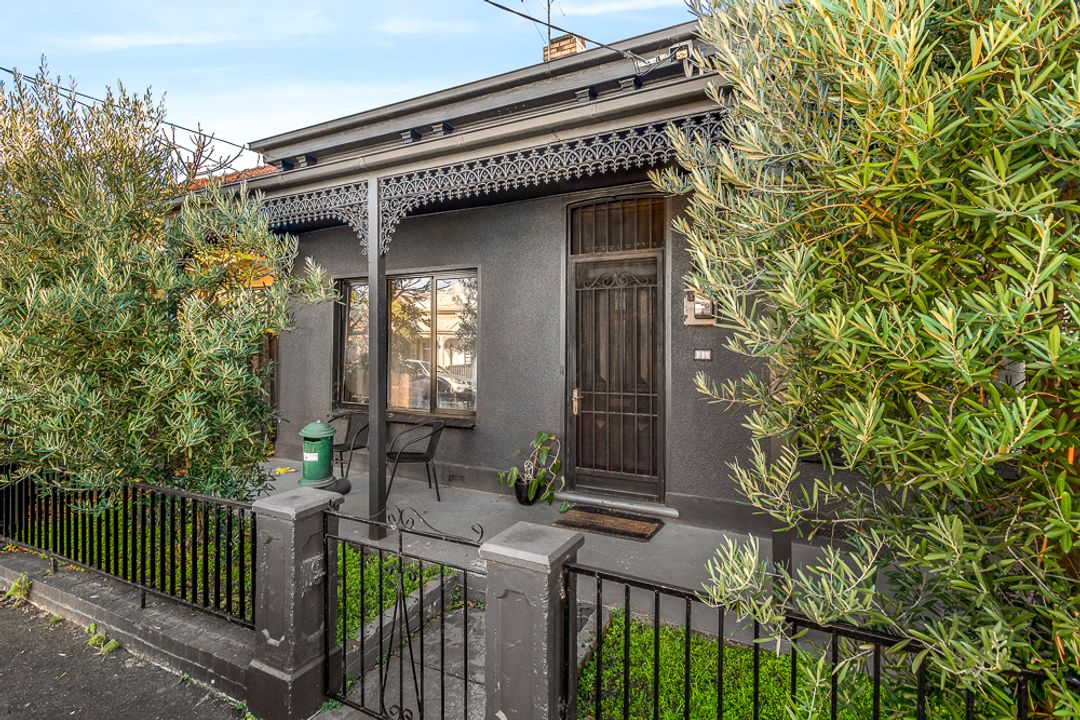 Image of property at 21 Earl Street, Windsor VIC 3181