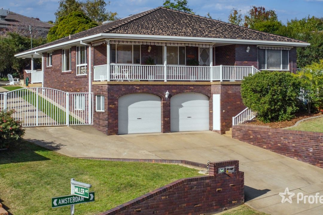 Image of property at 19 Amsterdam Cresent, Tolland NSW 2650