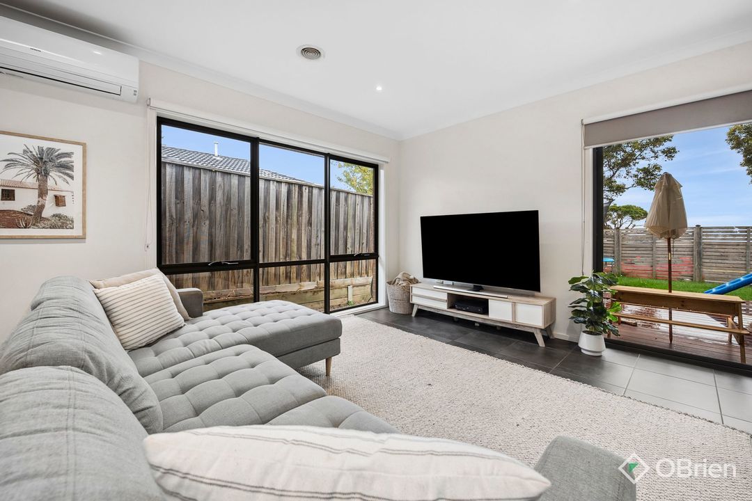 Image of property at 1 Lenlucy Place, Somerville VIC 3912