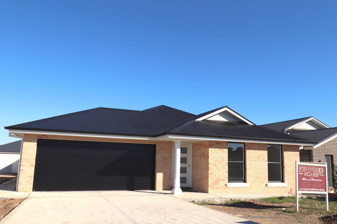 Image of property at 12A Carrol Avenue, Eglinton NSW 2795