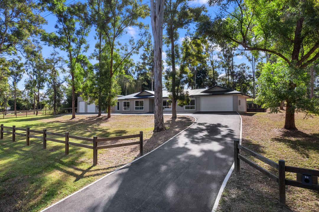 Image of property at 86 Rocks Road, Southside QLD 4570