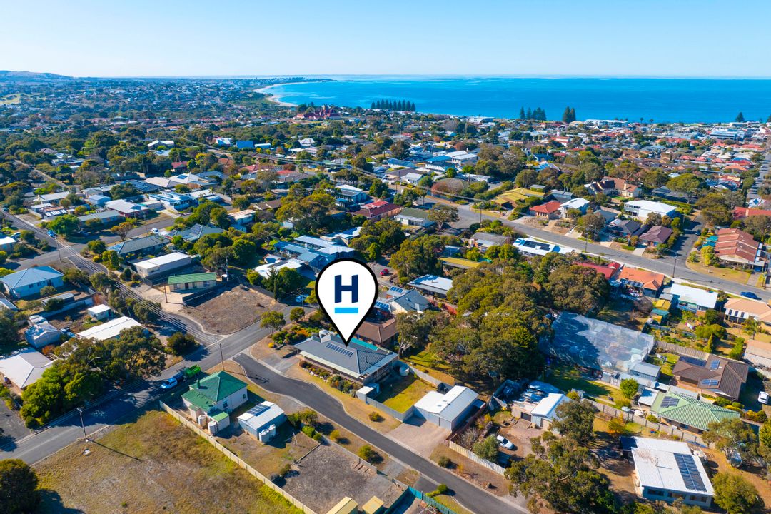 Image of property at 4 Thorne Terrace, Victor Harbor SA 5211