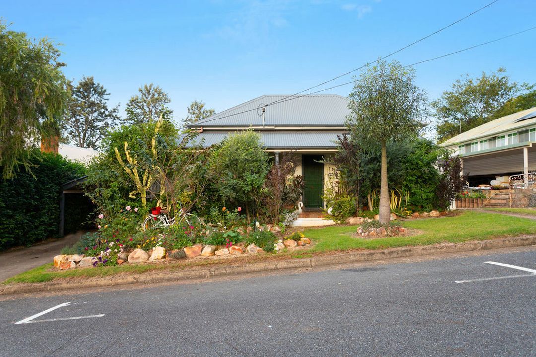 Image of property at 10 Murphy St, Ipswich QLD 4305
