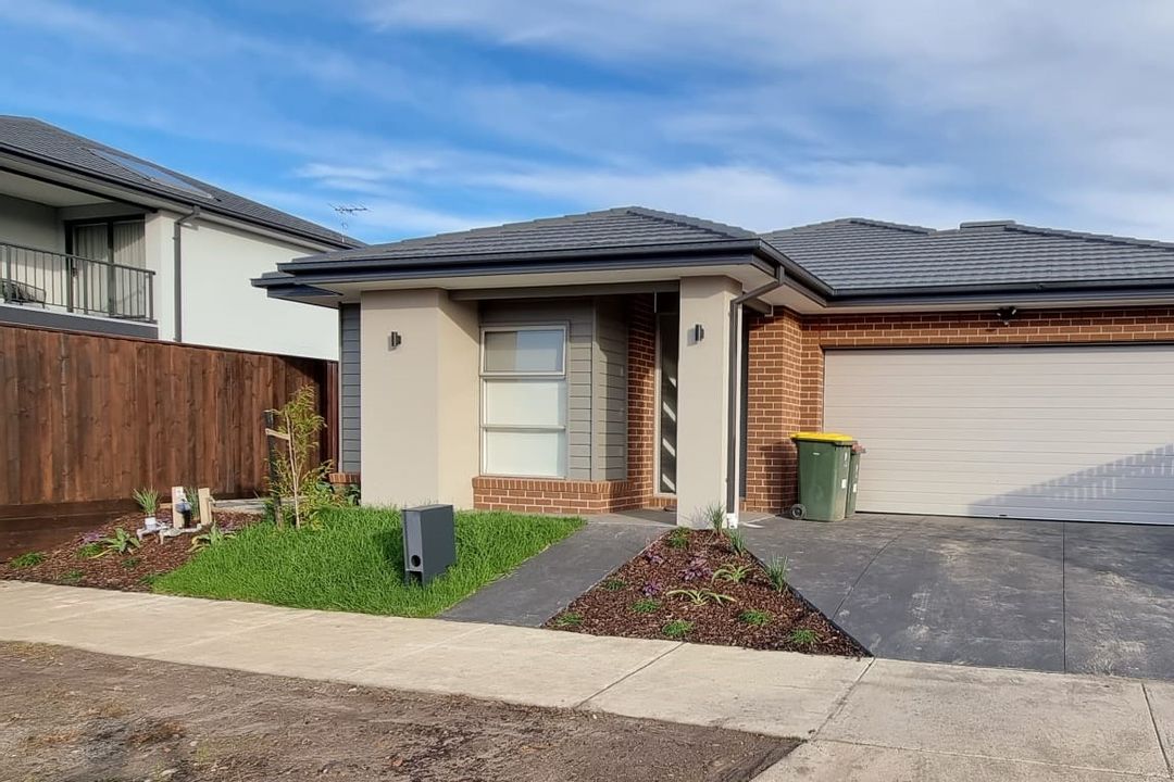 Image of property at 16 Respect Avenue, Clyde North VIC 3978