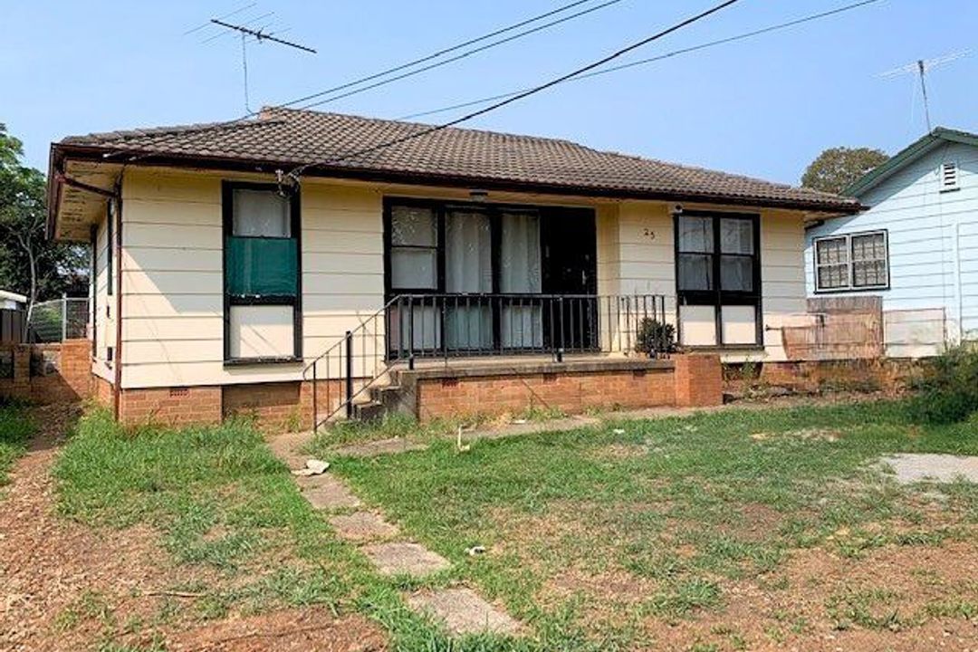 Image of property at 25 Taranaki Avenue, Lethbridge Park NSW 2770