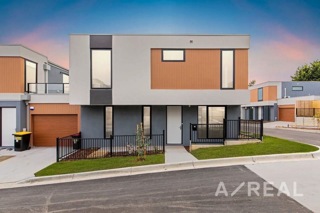 Image of property at 14 Annette Court, Endeavour Hills VIC 3802