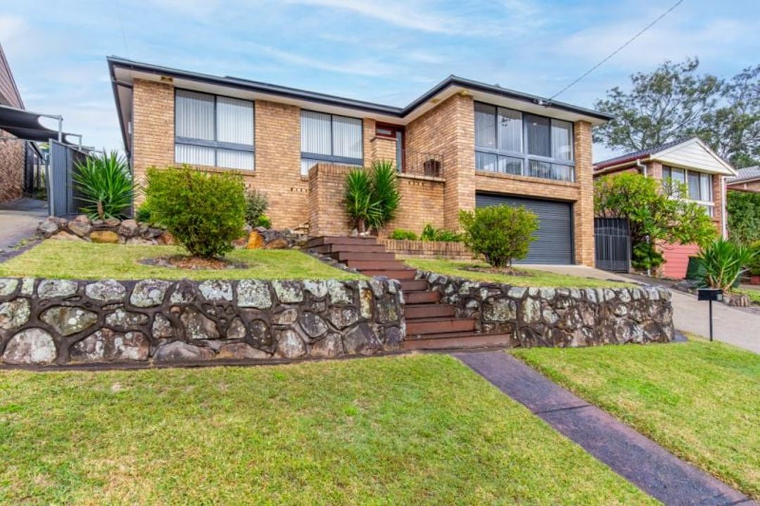 Image of property at 10 Wyndrow Parade, Maryland NSW 2287