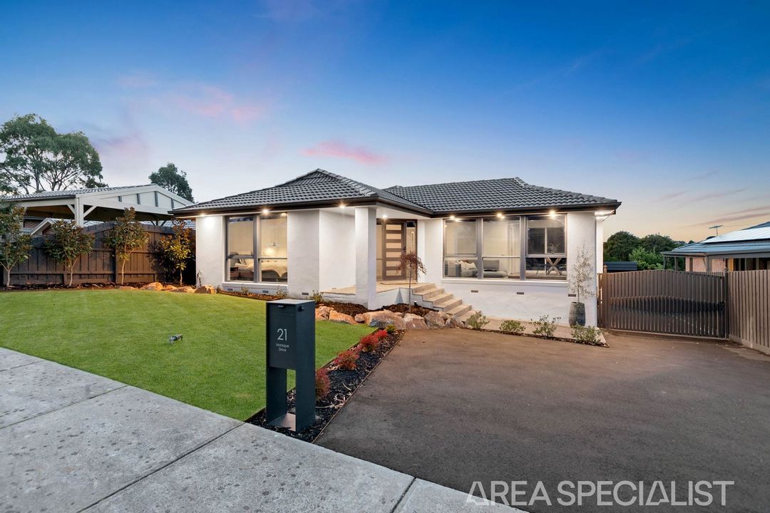 Image of property at 21 Monique Drive, Langwarrin VIC 3910