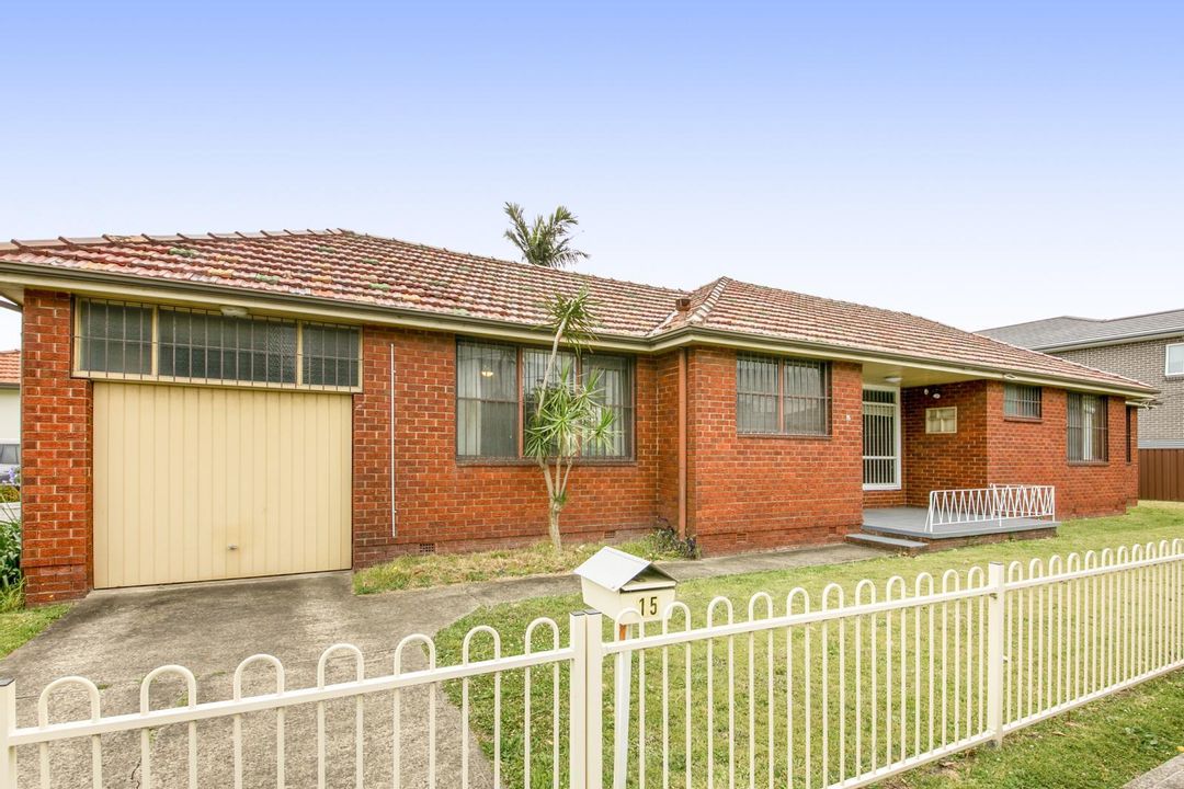 Image of property at 28 Forster Street, Mascot NSW 2020