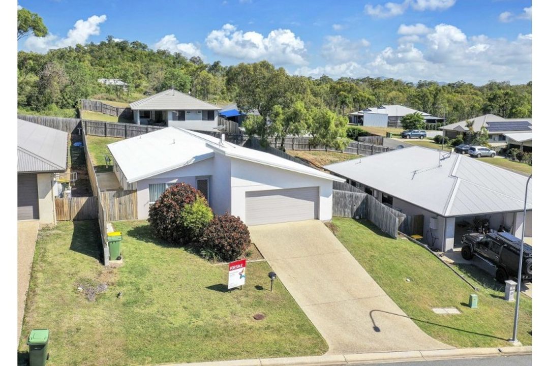 Image of property at 4 Seacove Crescent, Bowen QLD 4805