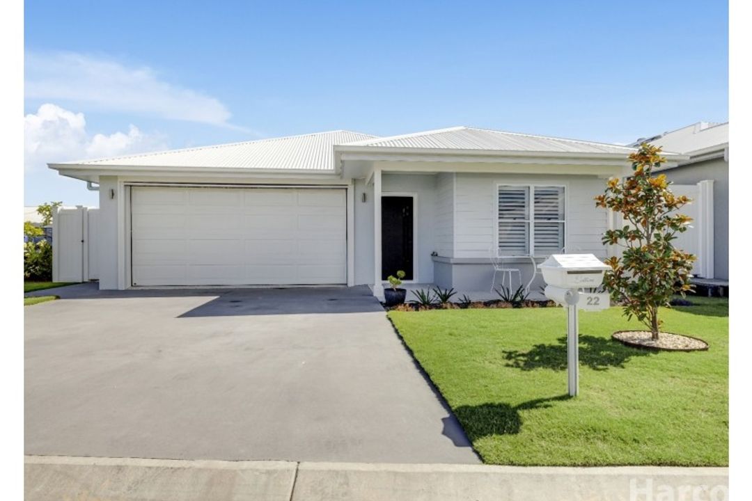 Image of property at 22 Huntingdale Way, South West Rocks NSW 2431
