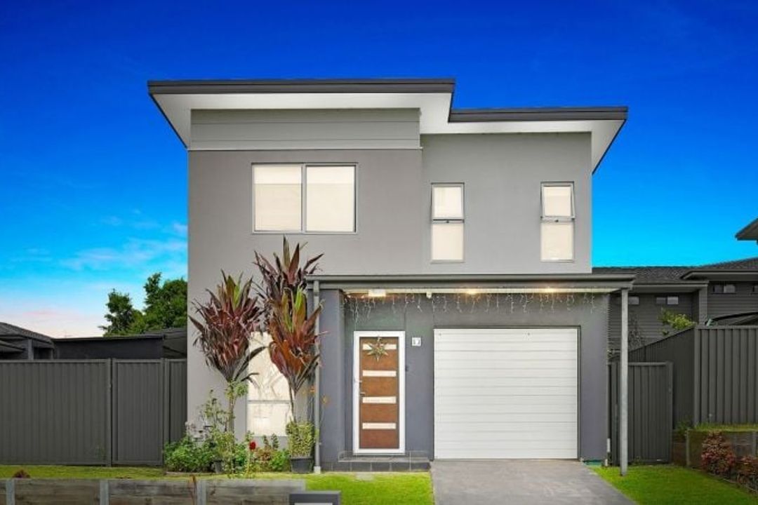 Image of property at 83 Mary Ann Drive, Glenfield NSW 2167