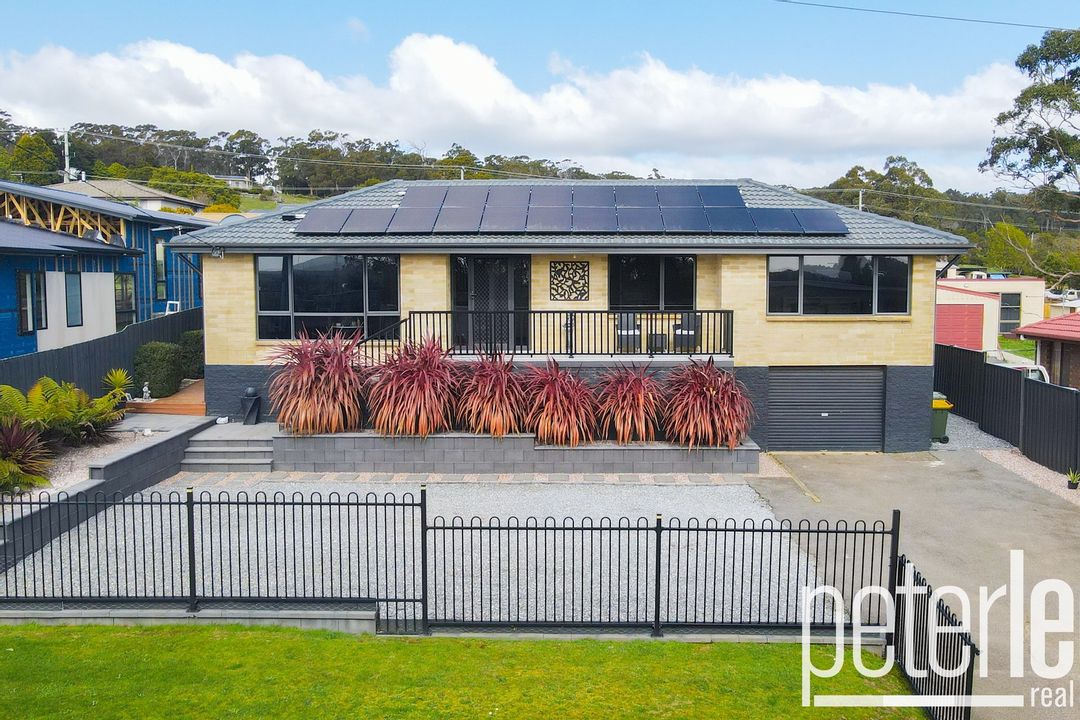 Image of property at 19 Ernest Street, Beauty Point TAS 7270