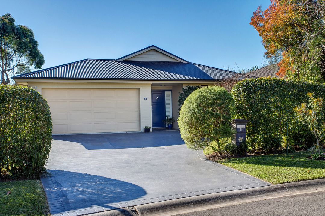 Image of property at 5 Livingstone Court, Mittagong NSW 2575